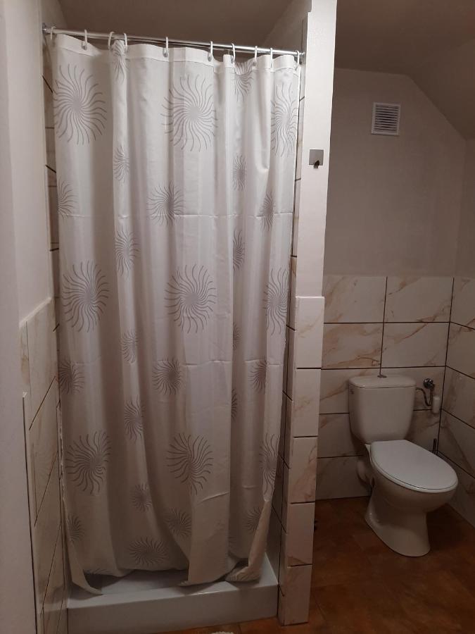Der Kleine Bauernhof Keine Arbeiter Zadnych Pracownikow Apartment Lubiatow  Exterior photo
