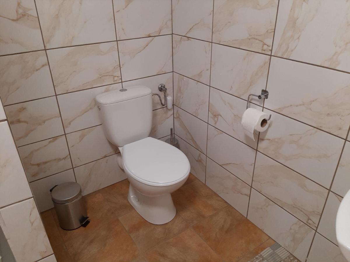 Der Kleine Bauernhof Keine Arbeiter Zadnych Pracownikow Apartment Lubiatow  Exterior photo